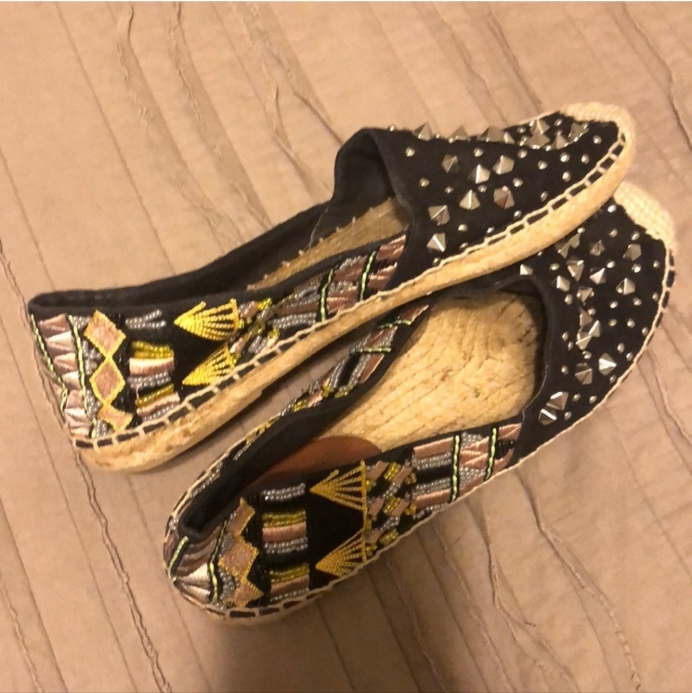 ISO Sam Edelman 8.5 Searching ! - Picture 2 of 2